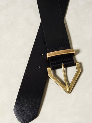 Diamond Pointed Buckle Belt